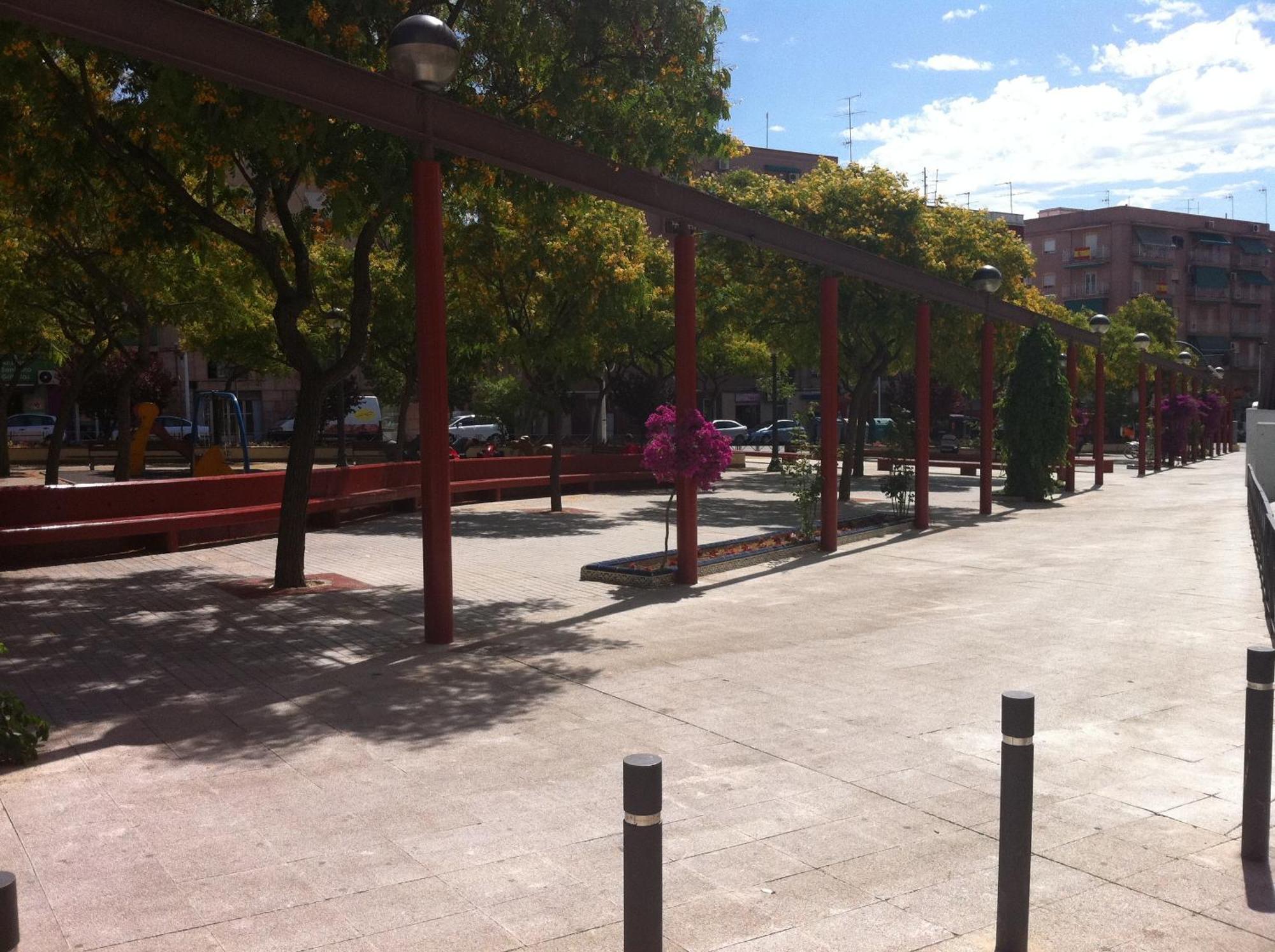 Hostal Madruga Elche Bagian luar foto